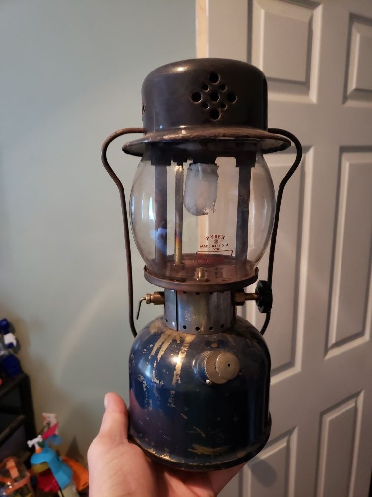 Coleman 243a lantern