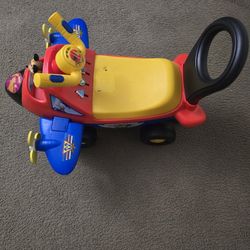 Kiddieland Disney Lights and Sounds Activity Ride-On