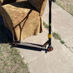 Mongoose Scooter Stance Pro