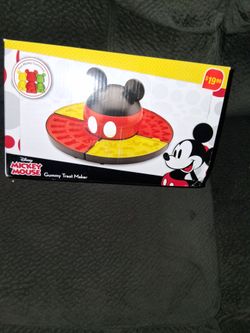 Disney gummy treat maker