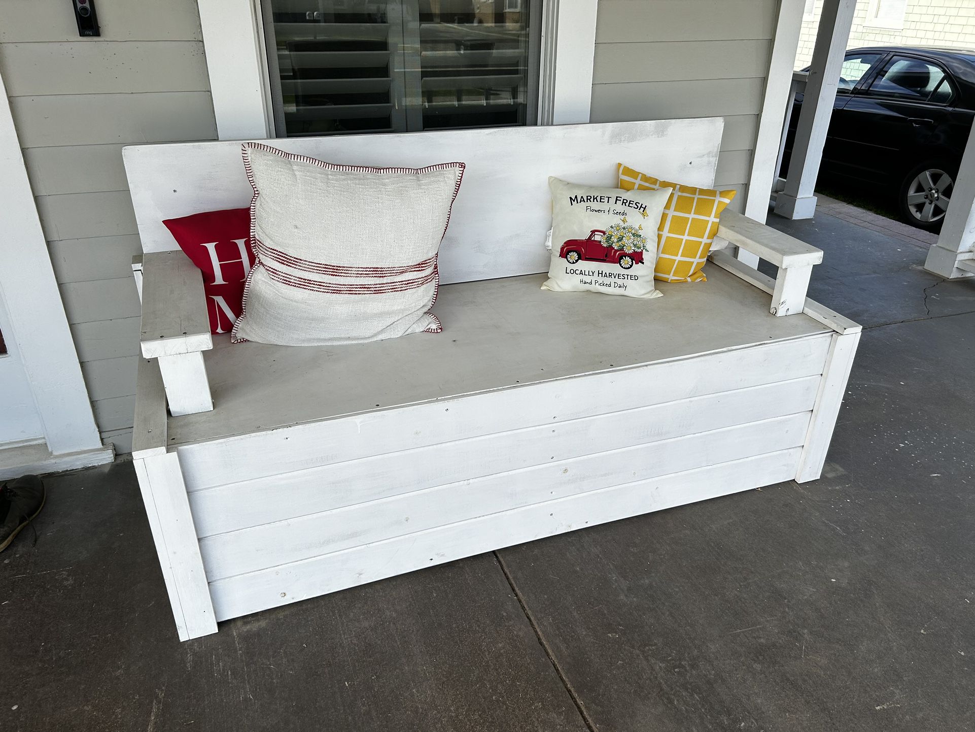 White Rustic Wood Sitting Bench