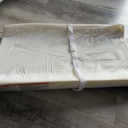 Munchkin Changing Pad 16x31