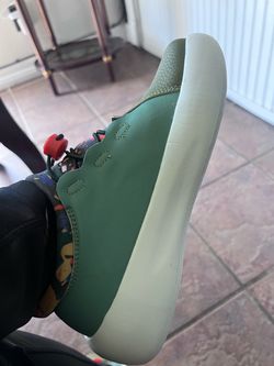 Green Sneakers with Patterned Upper UIN