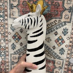 14” ZEBRA, Or LION, WITH GOLD CROWN. Black & White Porcelain. Beautiful Noble Leo, King Of The Jungle Or Zebra Statue. Buy 1 Or 2 @ $25 Each!