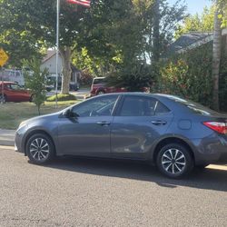 2017 Toyota Corolla clean title