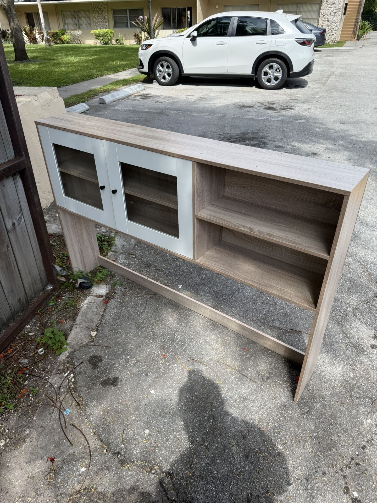 Shelving Unit