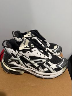 Balenciaga runner sneaker