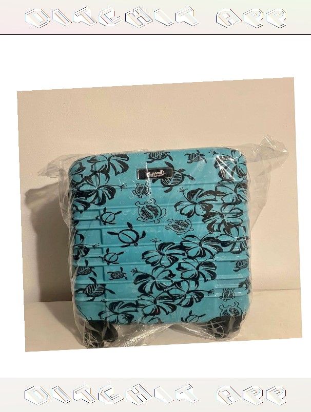 short share Easy Roll Suitcases Effortless Airport Navigation