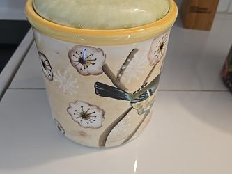 Set of 2 Ceramic Kitchen Canisters with Lids – Floral & Bird Design
