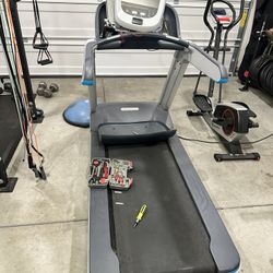 Free Commercial Treadmill 