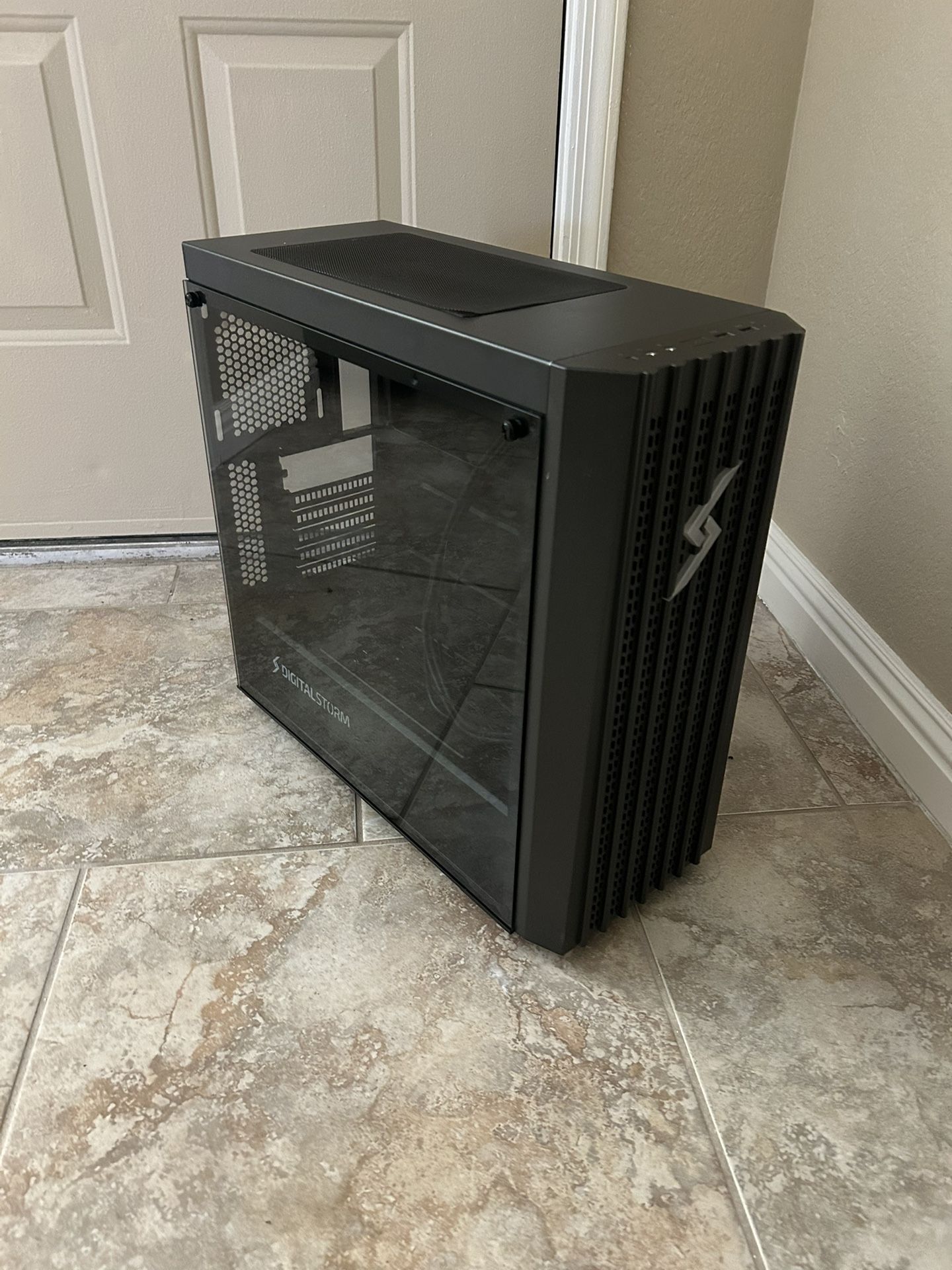 Digital Storm Gaming Pc Case (with One Fan)