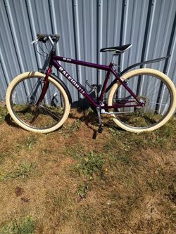 Men bike