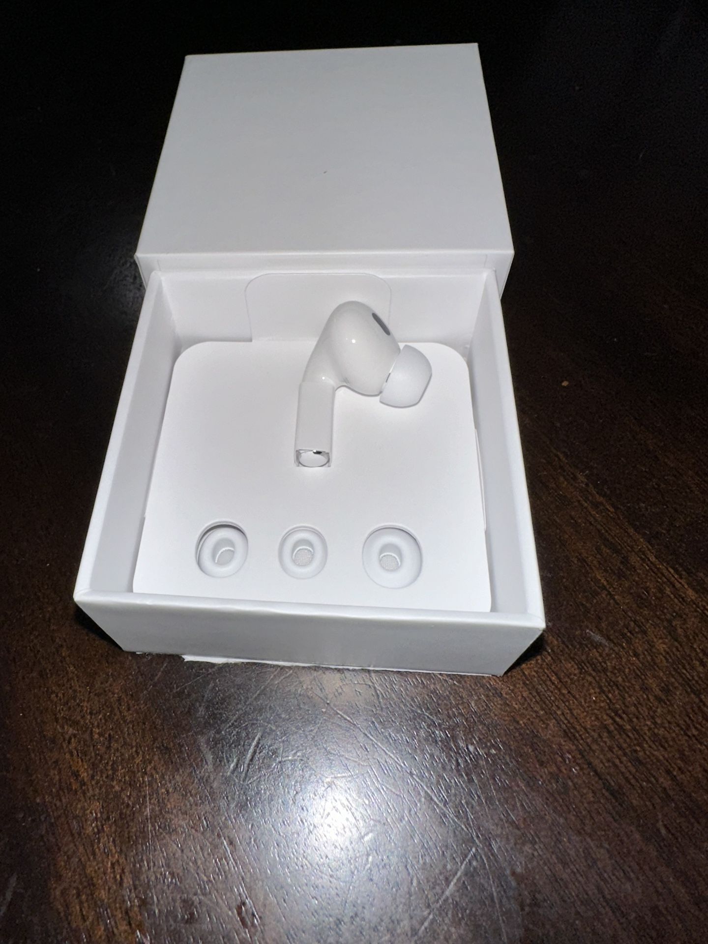 AirPod Pro 2nd gen (LEFT Replacement ) APPLE 