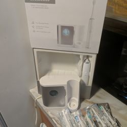 Elements Dazzlepro Sonic Toothbrush UV Base