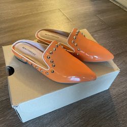 Beautiisoles - Pointed Toe mule 