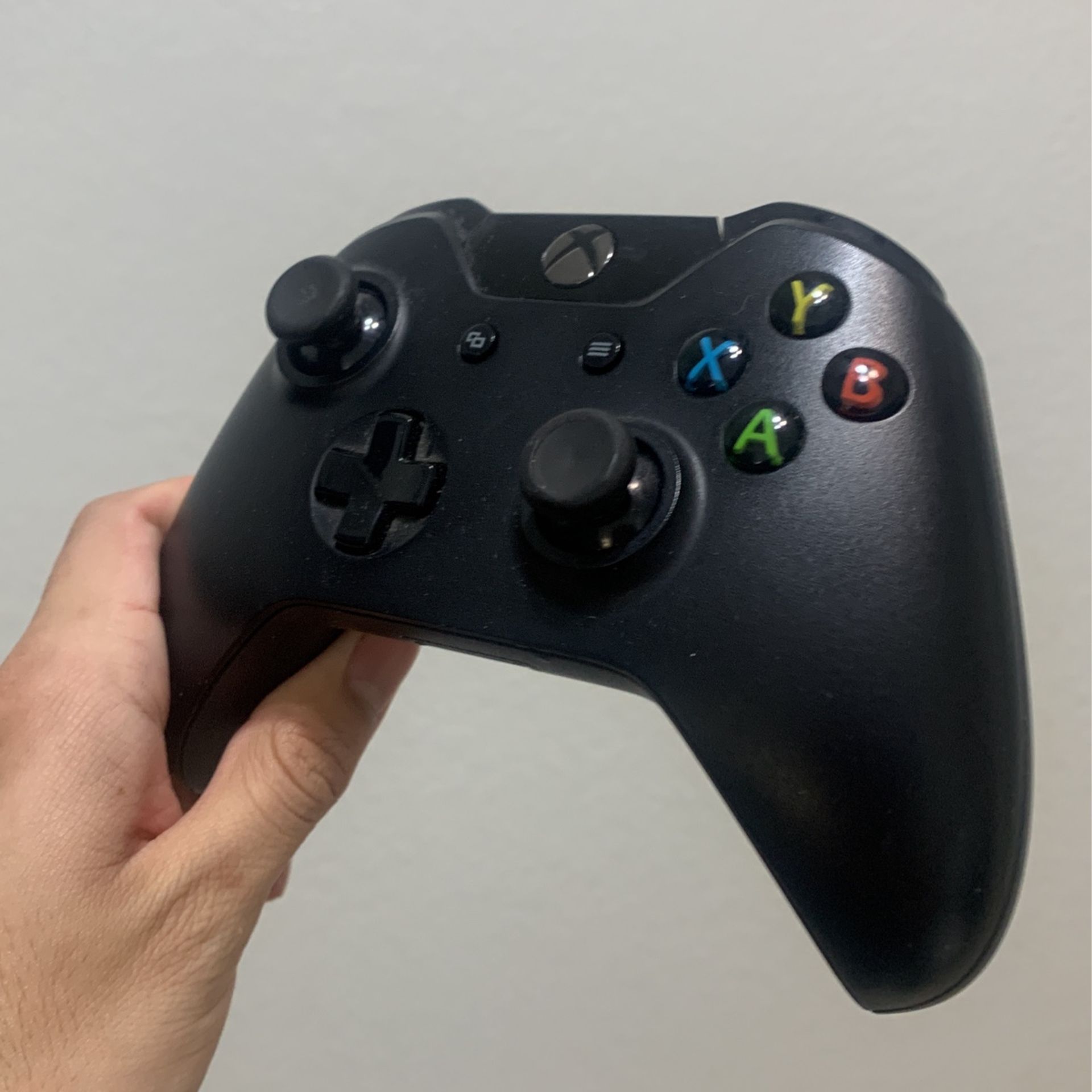 Xbox One Controller for Sale in Guadalupe, AZ OfferUp