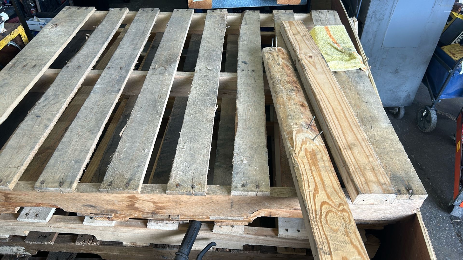 Free pallets