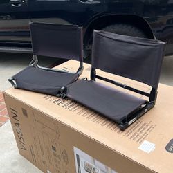 2 Stadium Chairs 
