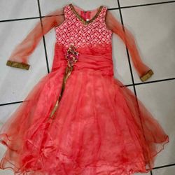 Trajes De Niñas