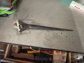 Spud Wrench