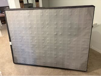 Queen bedroom set plus box spring