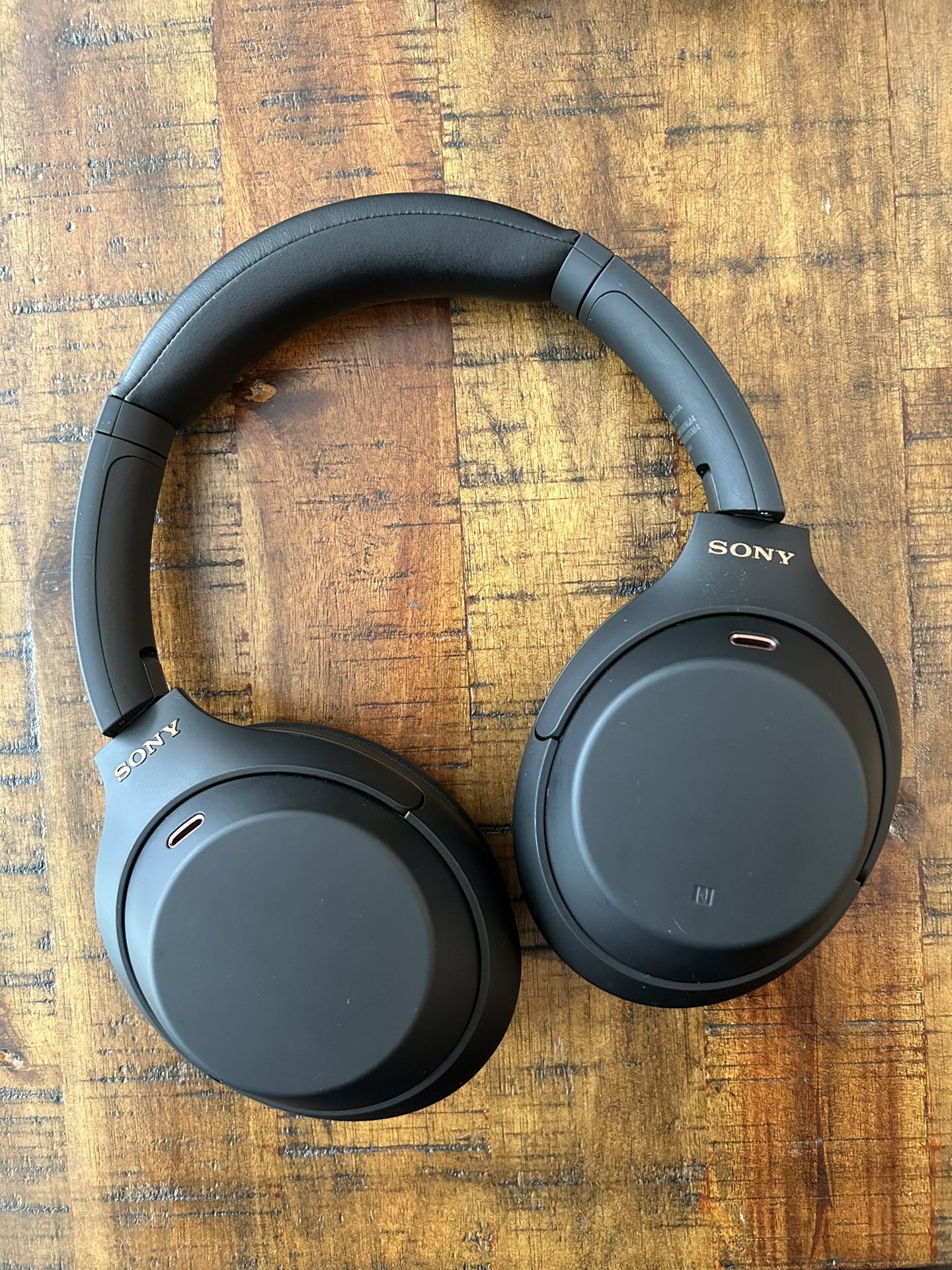 Sony WH-1000Xm4 Headphones 