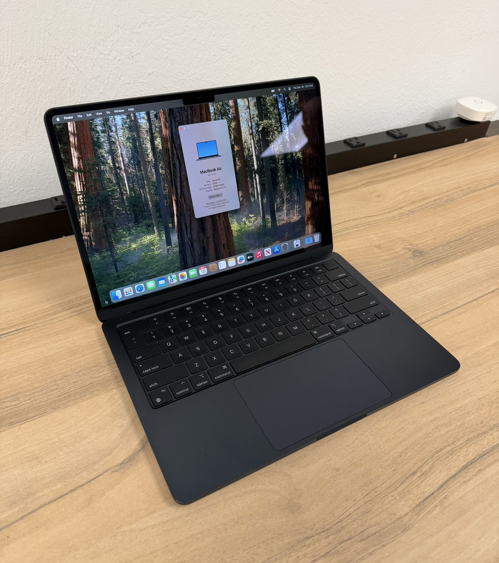 13 MacBook Air M2 8 Core**500GB SSD