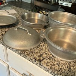 Vintage Guardian Service Ware Set Cast Aluminum Cookware. CALDEROS