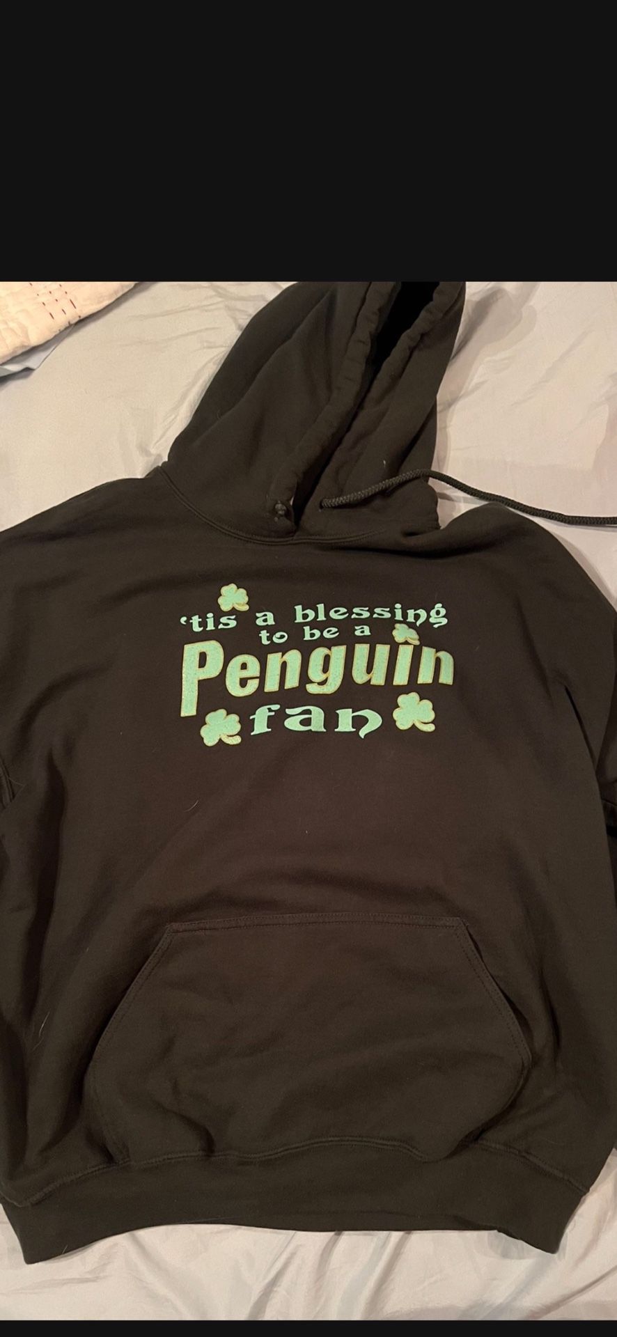 Pittsburgh Penguins Saint Patrick’s Day Hoodie. Size 2XL