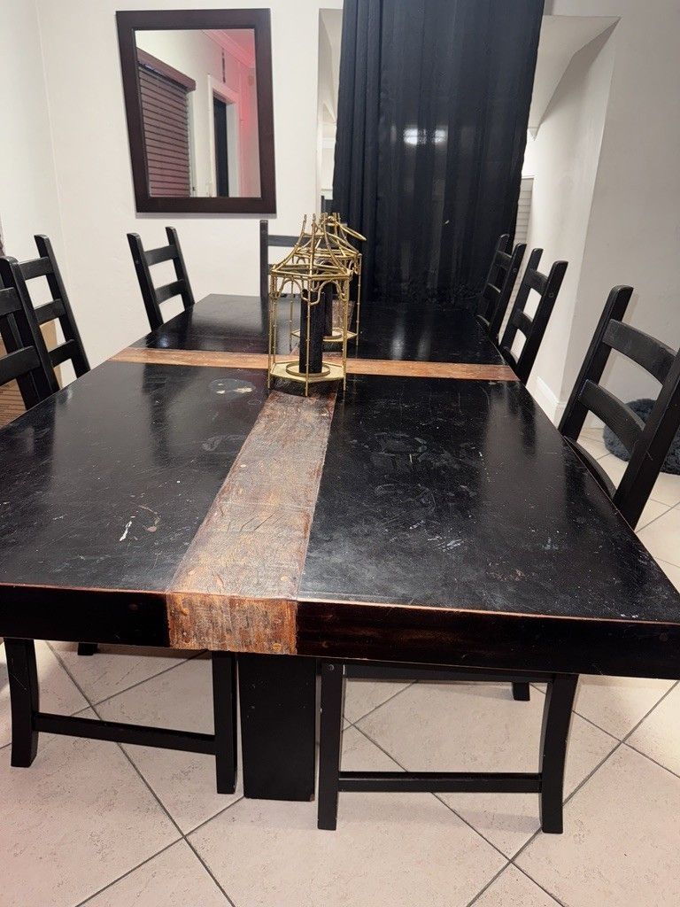 Super Cool Dining Table And Chairs Set