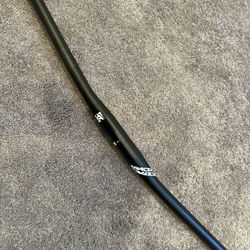 Raceface Flat handlebars