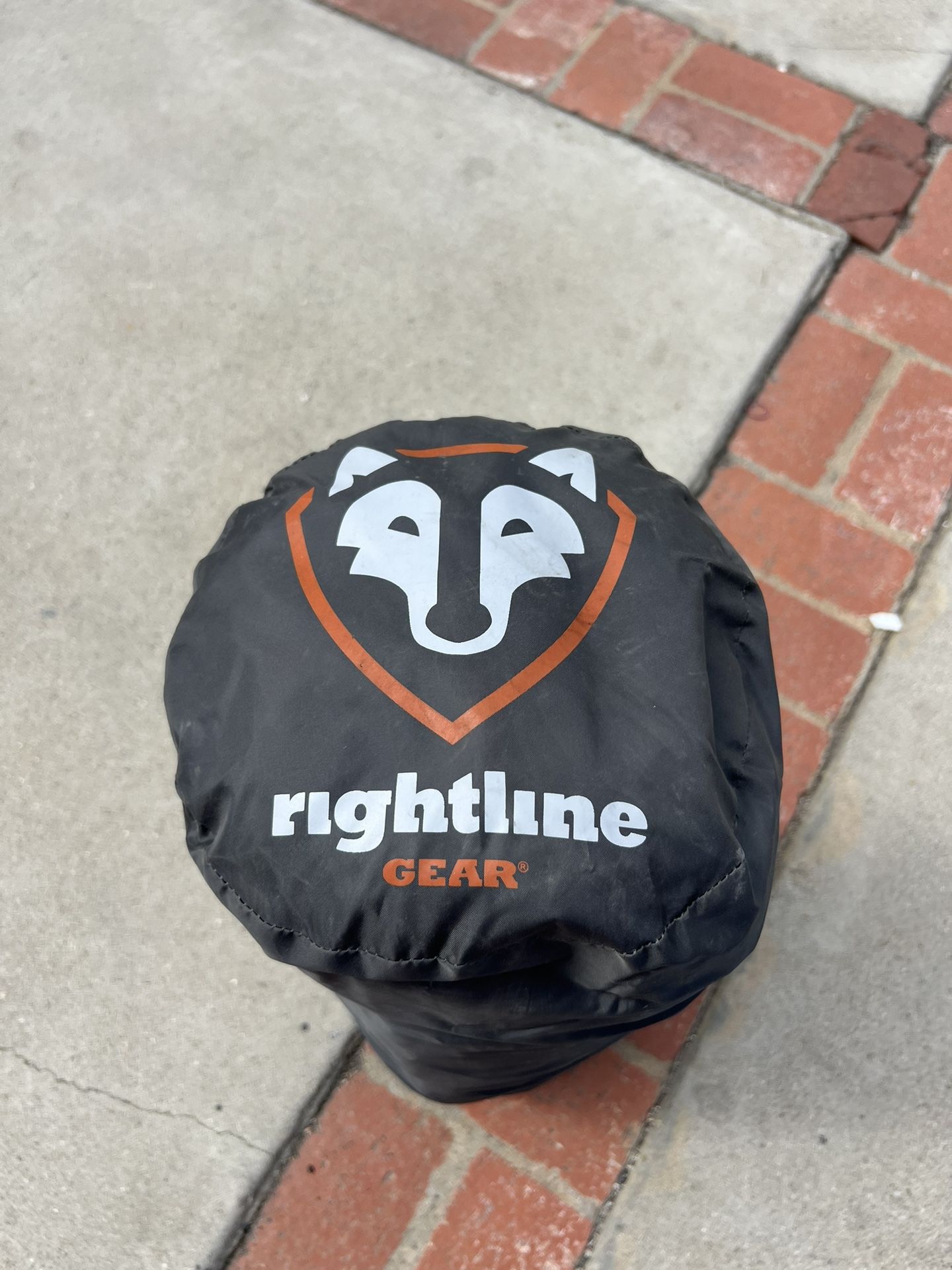 Right line Bed Tent/Airbedz Air Mattress Combo