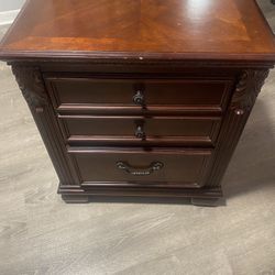 Wood Nightstand / End Table with 3 Drawers
