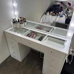 Makeup vanity 