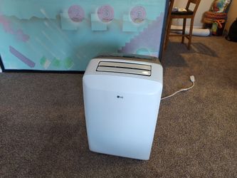 LG Portable AC With Window Insert 