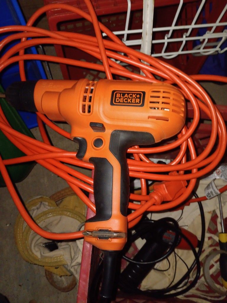 Black and Decker 5.2 Amp Corded drill W 20 ft extension Cord