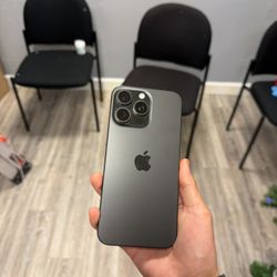 Unlocked iPhone 15 Pro Max 
