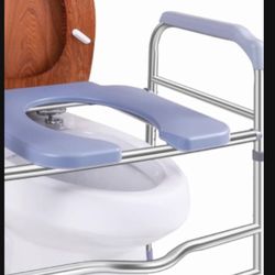 Raised Toilet Seat with Handles, Toilet Seat Riser for Seniors with Adjustable Height, up to 400lbs, Raised Toilet Seat for Elderly, Pregnant and Hand