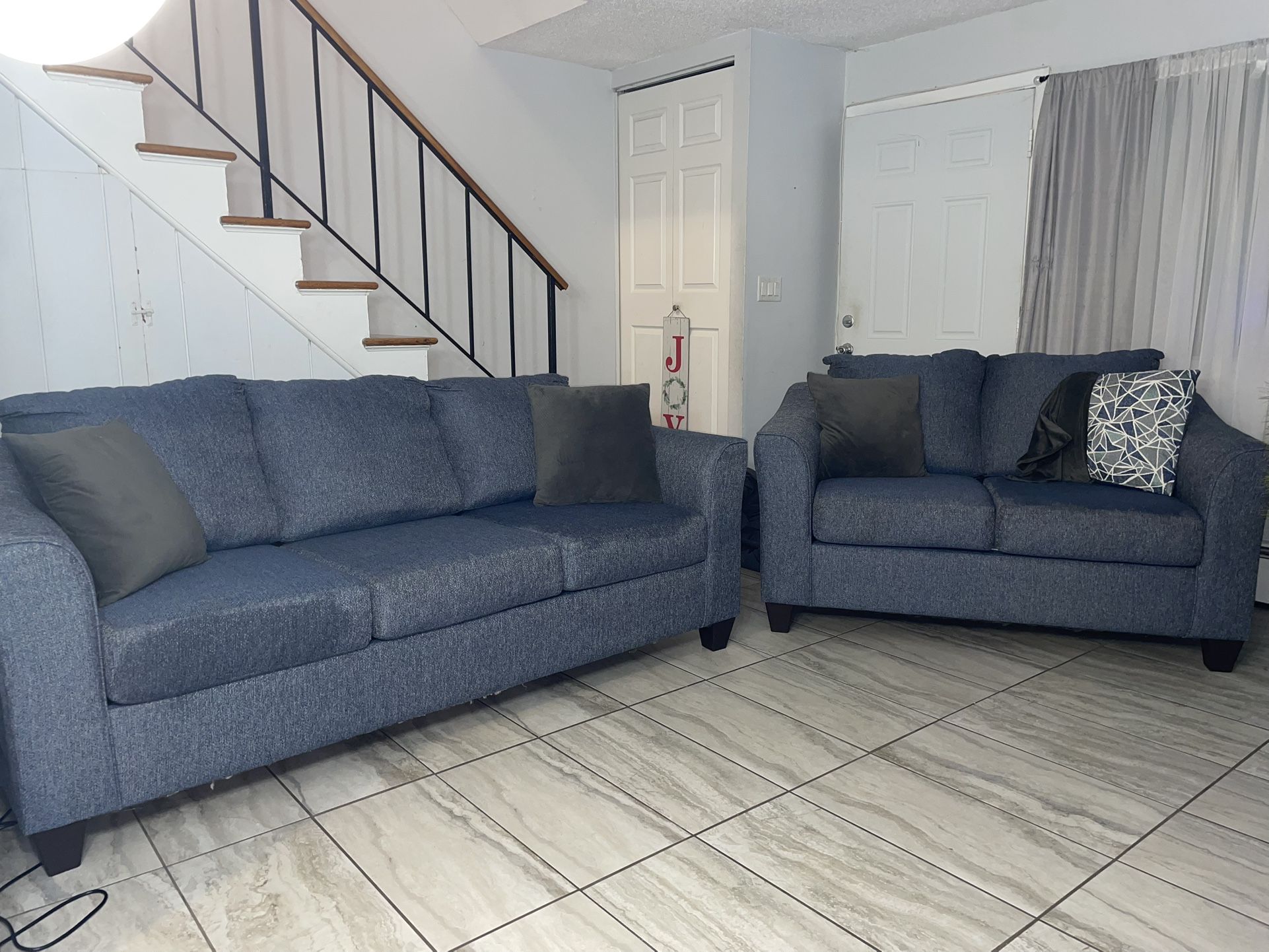 Sofa Set