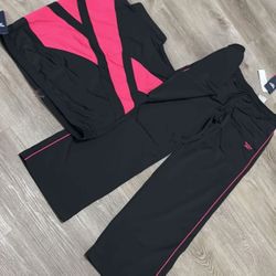 Brand New Reebok Fit Size Small