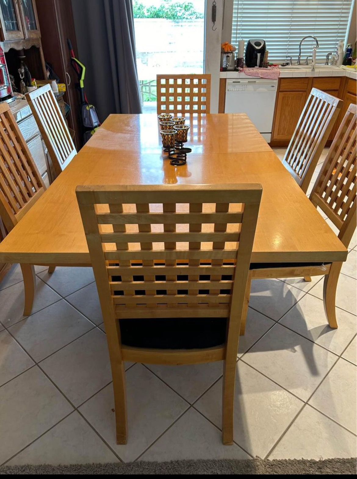 Ashley 6 Piece Dining Table/chairs
