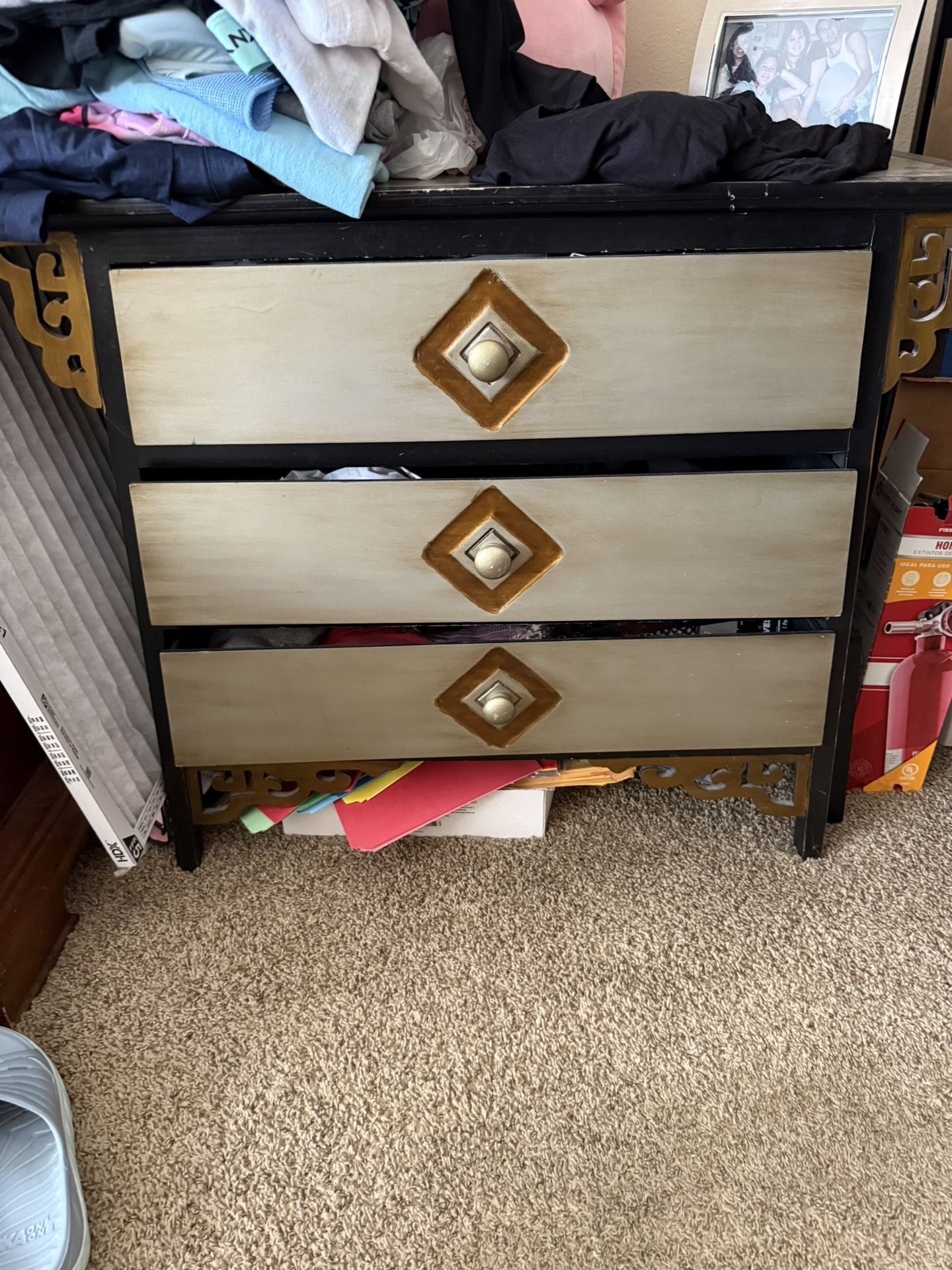 Small Dresser/Tv stand