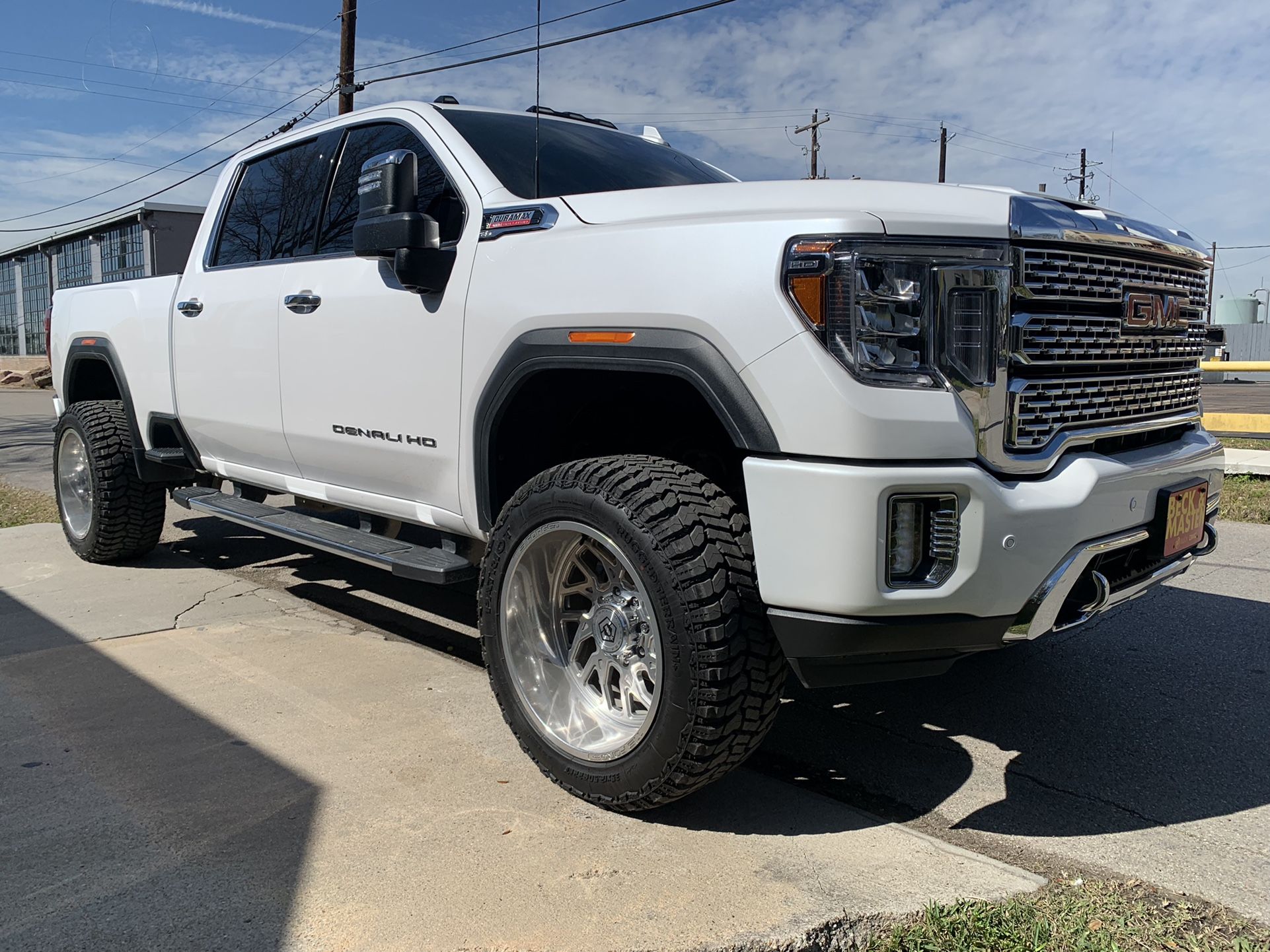 BRAND NEW TIS FORGED 22x12 ON 35s
