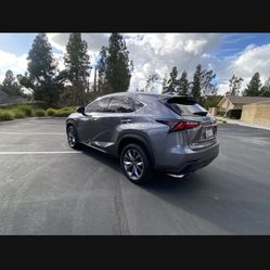 Lexus Nx200t