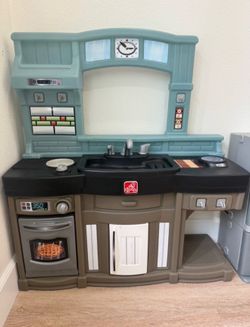Step 2 Kitchen
