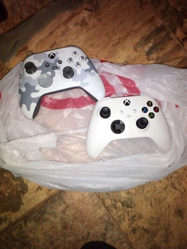 Xbox Controllers
