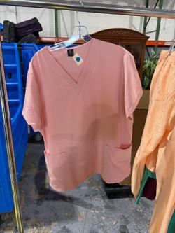 Women's Pink V-Neck Scrub Top Shirt with Pockets