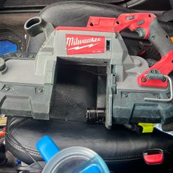Milwaukee 18v Deep Cut Portaband