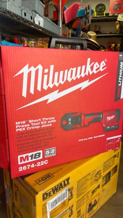 New Milwaukee M18 short throw Press tool kit with PEX CRIMP JAWS - pick up only