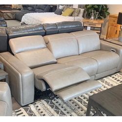 Correze Gray Leather Power Reclining Sofa /couch /Living room